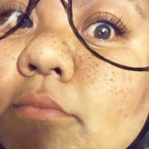 Meet your Posher, Elaine